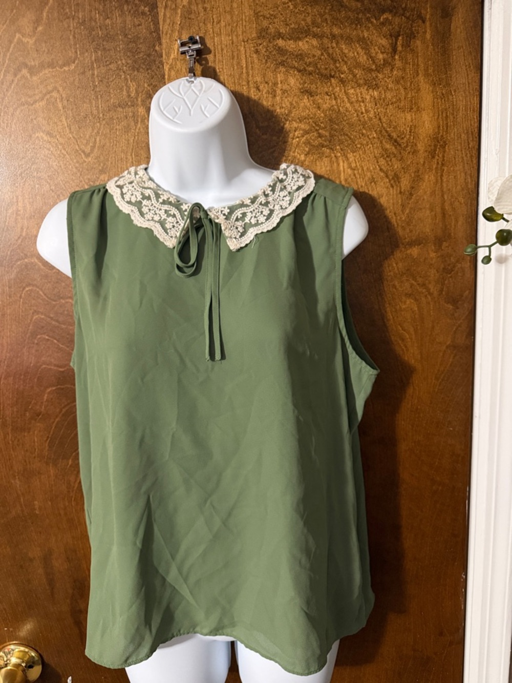 LC Lauren Conrad Olive Green Sleeveless Camisole with Cream Lace Collar